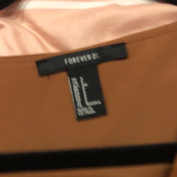 FOREVER21 DRESS - Picture 4 of 4